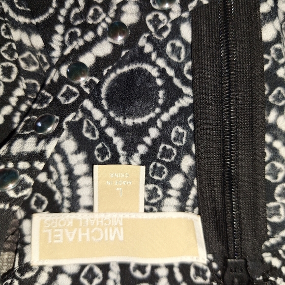 Michael Kors Black & White Halter Studded Top Size Large - Picture 6 of 8